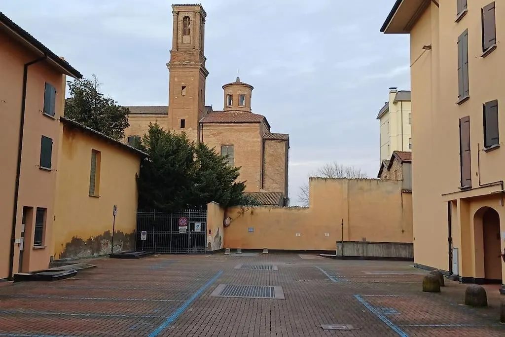 Appartamento Le Palmine Cento  Italy