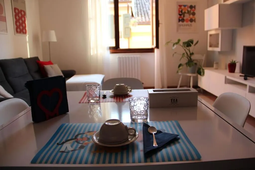 Apartment Appartamento Le Palmine Cento  Italy